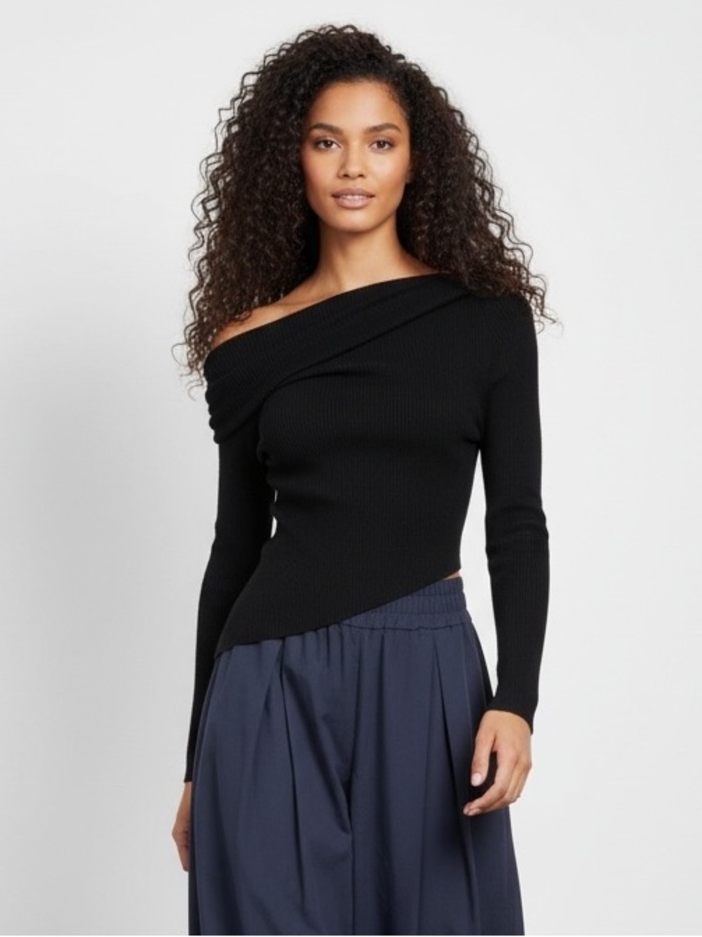 1631 • Black Viscose Blend Ultra Soft Asymmetric Long Sleeve Sweater top